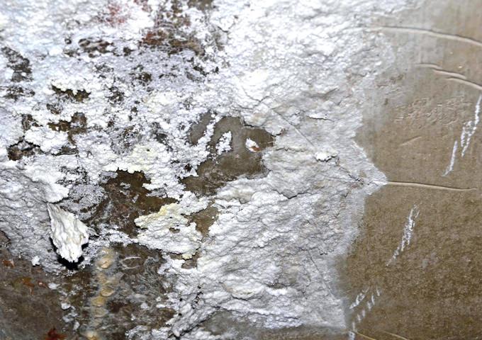5.3 Υγρασία ή διαρροή νερού από το δάπεδο / τοίχο του υπογείου - Κεντρική Εικόνα